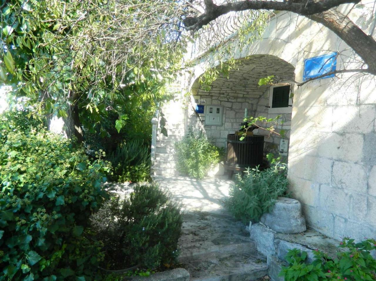 Villa Nikola Brela Εξωτερικό φωτογραφία